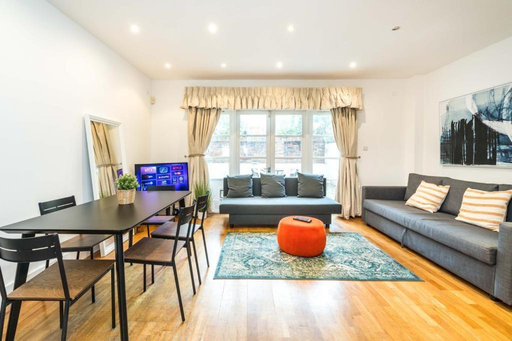 Goldhurst 3 Bedroom Flat Apartament