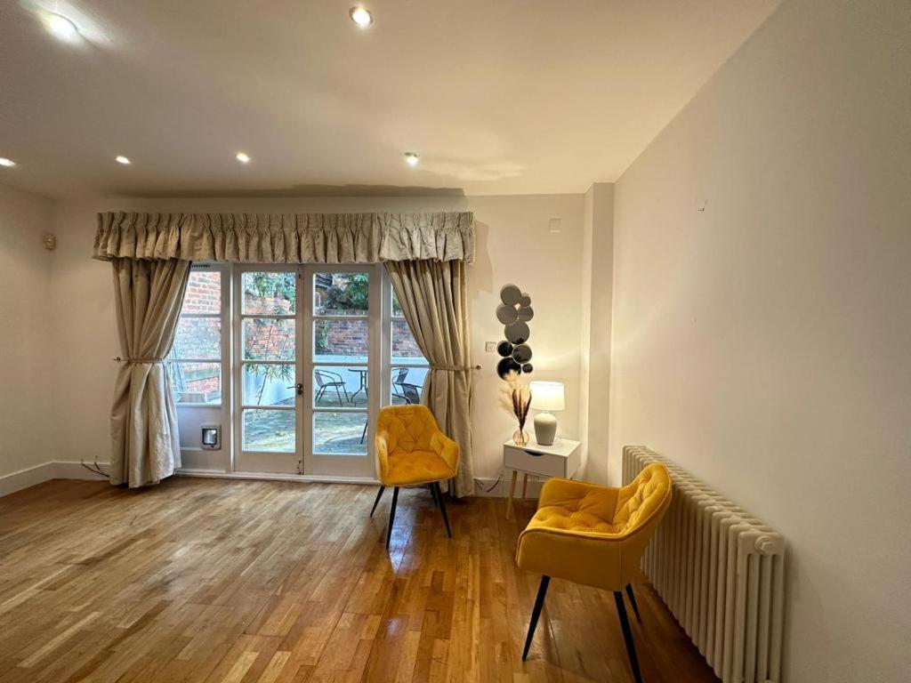 Apartament Goldhurst 3 Bedroom Flat